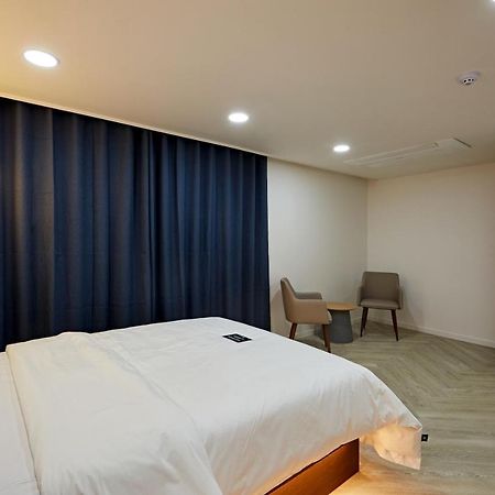 Hotel Sounds Чонджу Экстерьер фото